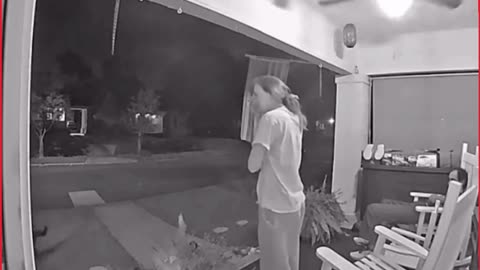 🚨 Safety Alert: Porch Intruder Caught on Camera 🚨
