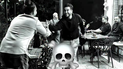 جوری که پسرا هوای همو دارن