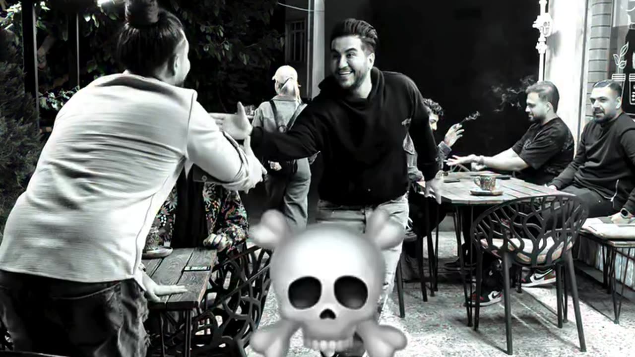 جوری که پسرا هوای همو دارن