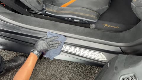 Day in the Life of a Luxury Car Cleaner in the UK - 1080