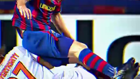 Young Messi Never Backed Down. 🔥 🐐