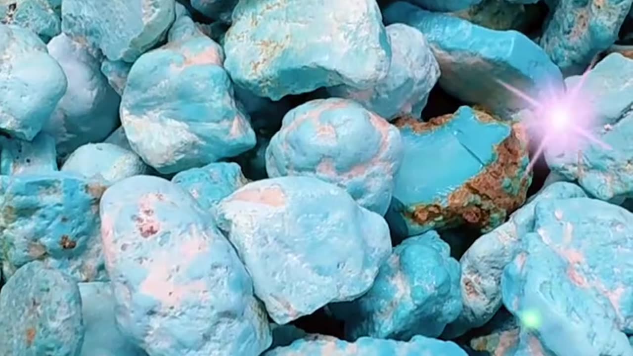 250516-4 The Original Turquoise Rough: Unveil a Sea of Stars with One Cut