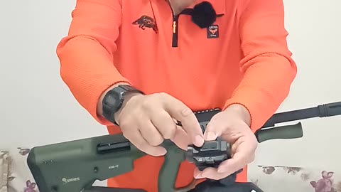 Serengeti Arms AUG12 ve Vormex Coss11 reddot