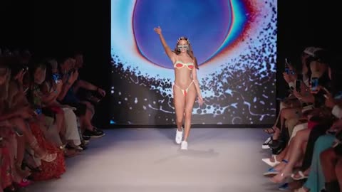 🌺 One One Swimwear Show | Dual Camera Front/Back Shots in Ultra 4K | Miami Swim Week 2023