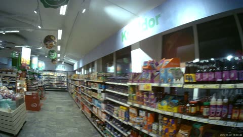 Trumpetaregatan-Coop på Rosta centrum-Trumpetaregatan. Örebro 22 Nov. 2025