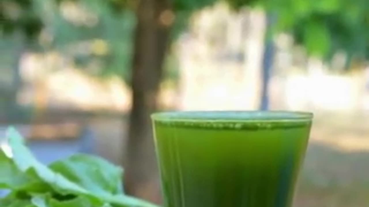 Two benefits of drinking spinach juice