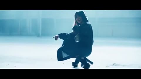 Ariana Grande ft. Nicki Minaj - Side To Side (Official Video)