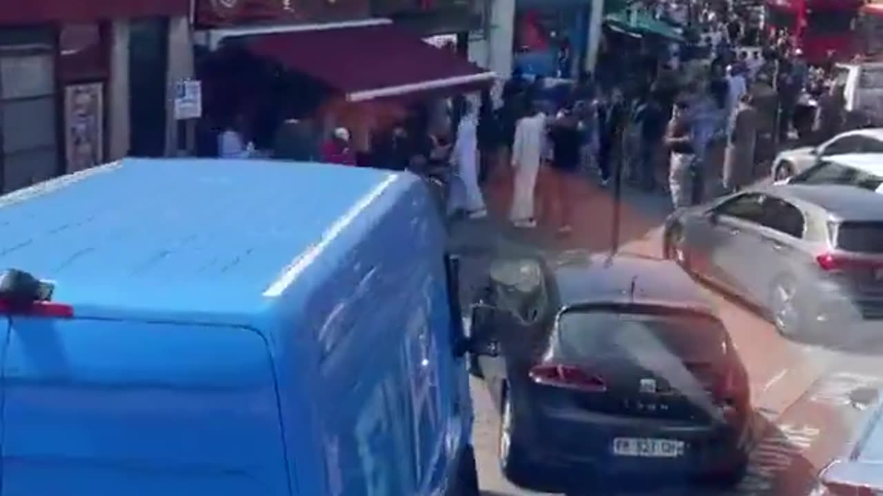 London is really unrecognisable, it looks like Islamabad.