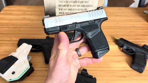 "HELLCAT" or PRO: the ONLY Concealed Carry Pistols that I Honestly & Safely Recommend