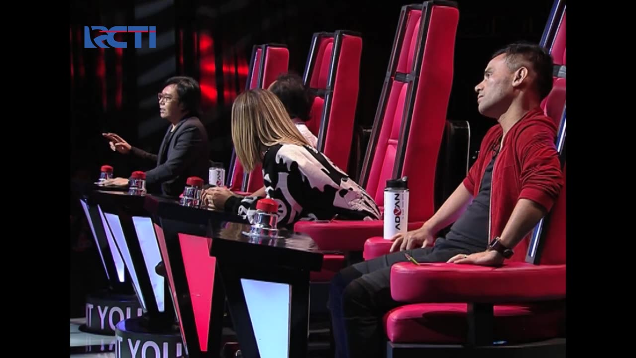 Riski Jonathan "If You're My Baby" | The Blind Audition