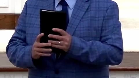 Why You Need to "Talk to Yourself About Yourself" (Introspection)