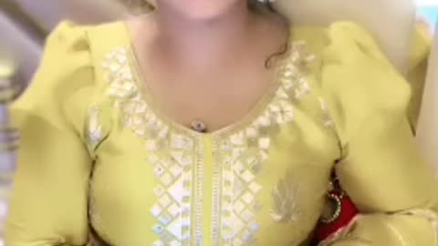 Indian Beautiful item hot girls Queen Sharma Tango live show