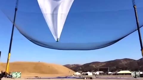 This skydiver jumps 25,000ft into a net with no parachute