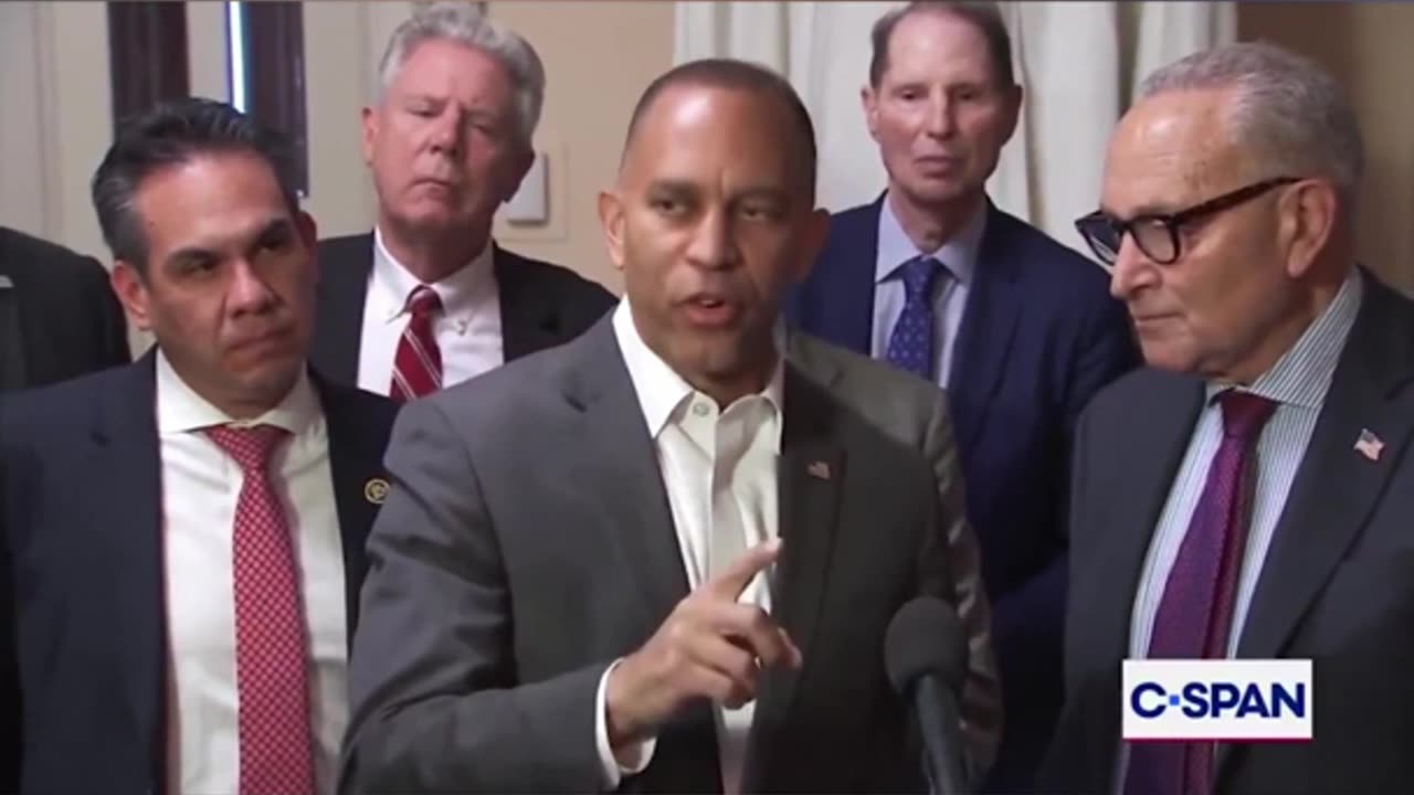 Schumer Tells Conservatives to Stop ‘Pointing Fingers’ After Charlie Kirk Assassination