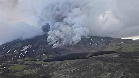 Russia volcano continues eruption, the in more than 600 years