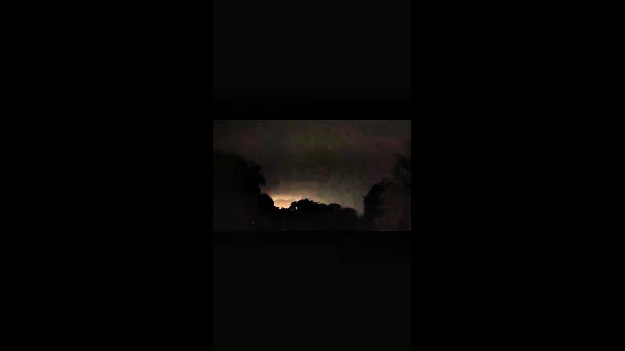 lightning storm in North Ga disc shaped ufo