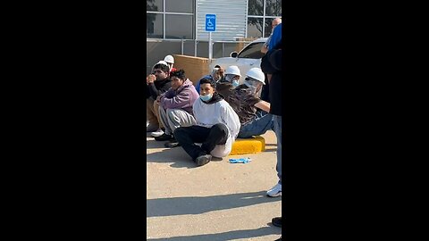 ICE arrest over 100 illegal immigrants use fake documents/ stolen identities belong to U.S. citizens