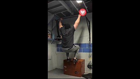 “Can’t Do a Pull-Up? Watch This! 🚀💪”