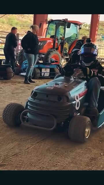 Norco HorseWeek - Mower Racing