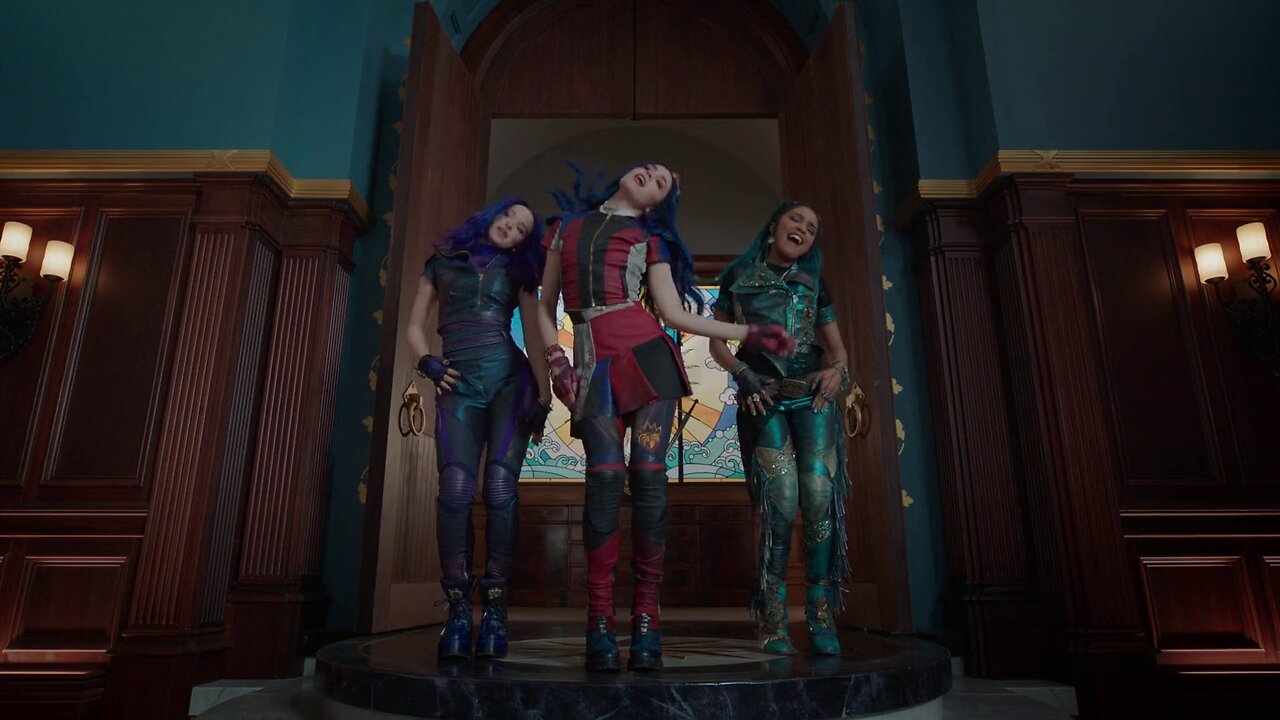 Descendants 3 2019 - Night Falls