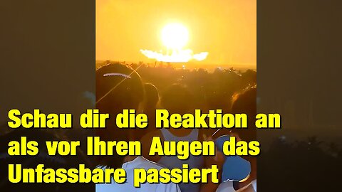 Diese Mädchen können es nicht glauben als vor ihren Augen eine künstliche Sonne aufsteigt