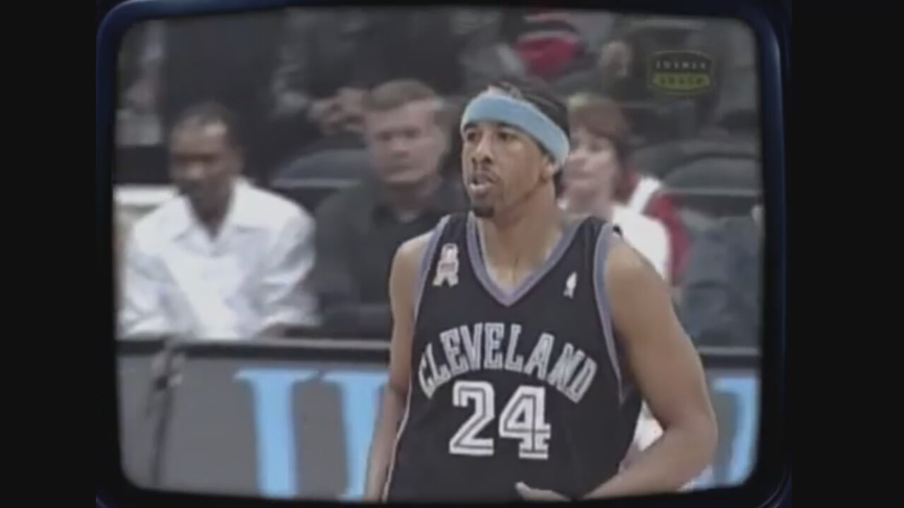 Andre Miller 27 Points 16 Ast 3 Stl @ Hawks, 2001-02.