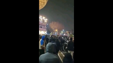 In Tehran the protestors are chanting : “death to the dictator!” “Death to khamenei!”