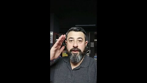 تهتم لمستقبلك وانت تهتم انت لماضيها