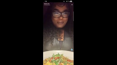 MOET AT DINNER WITH THE WINNER OF IPAD, ACTING WEIRD