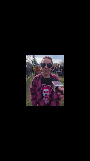 Attendees At AOC And Bernie Sanders Denver Rally Openly Threaten To Kill President Trump
