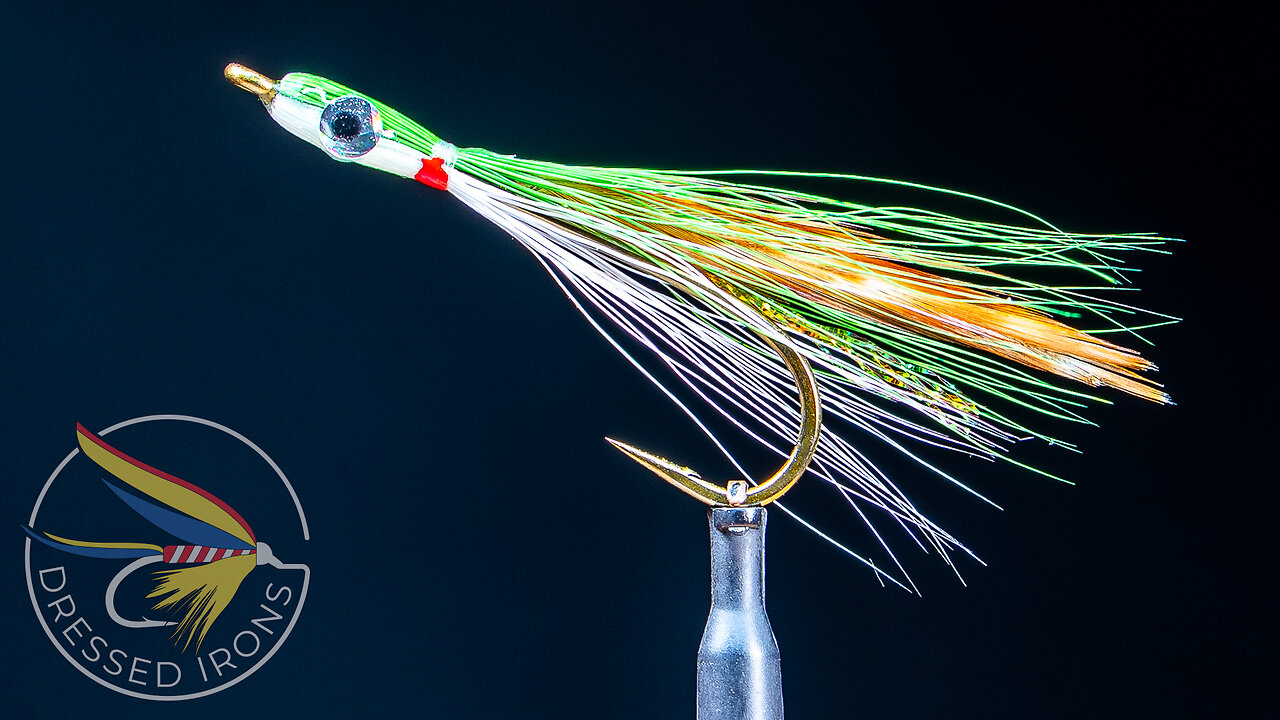 Tying the Thunder Creek - Smallmouth Bass - Dressed Irons