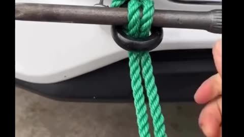Easy way to tie a toch