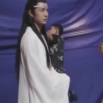 Hot-Mic Reveal! What Do They Chat Offstage? 10 Casual Lines Packed with Sweetness