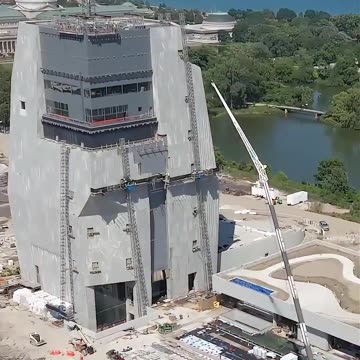 📌The Obama Presidential Library is over budget, behind schedule and hideous.