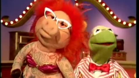 The Muppet Show_ Kermit & Lydia - _Lydia The Tattooed Lady_