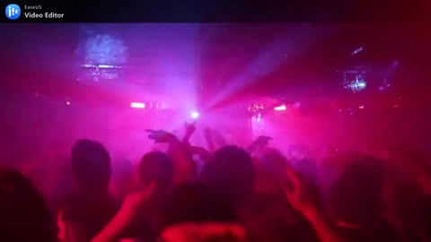 _Rockin' All Over the World_ cover, John Fogerty 1975. Status Quo 1977