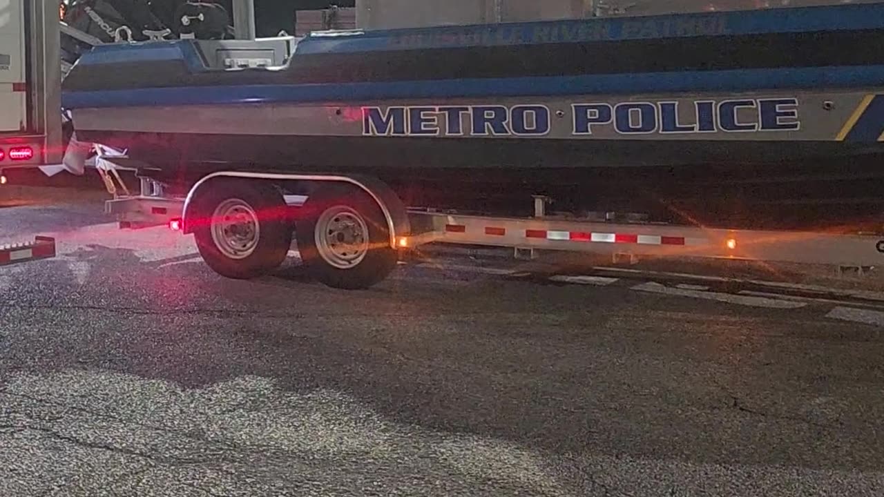 LOUISVILLE METRO POLICE MAKING WAVE