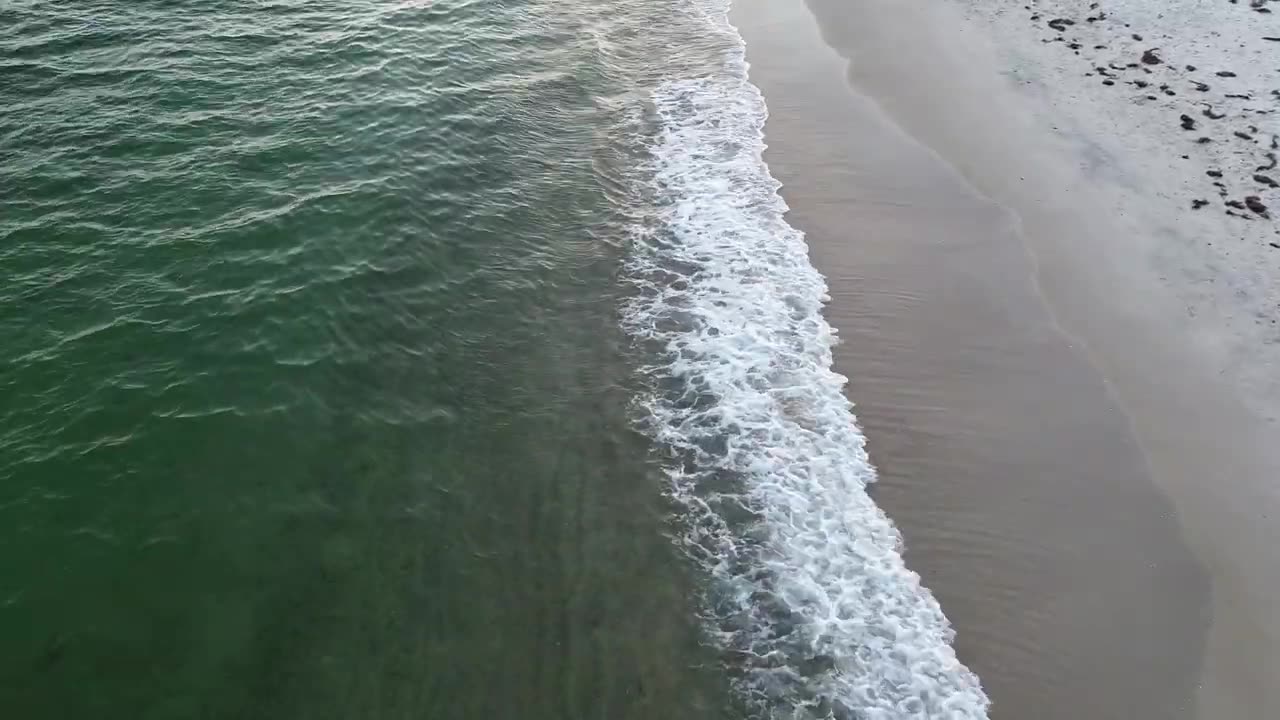 Instant Serene Ocean Waves Crashing