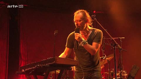 Identikit - Radiohead (live)