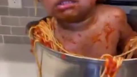 🍜 Why is the baby in the spaghetti? 🤣 Give him a follow! #FlowMe