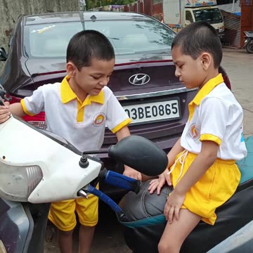 Family Safe Kids Video | Joyful Twin Brothers 👬