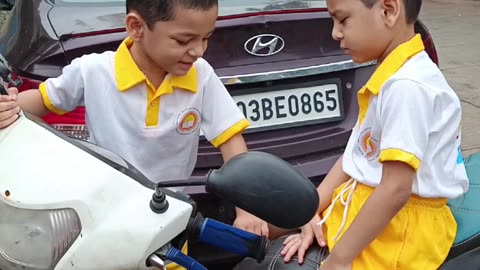 Family Safe Kids Video | Joyful Twin Brothers 👬