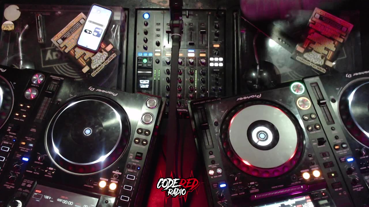 CARRY ON RAVING WARM UP SHOW
