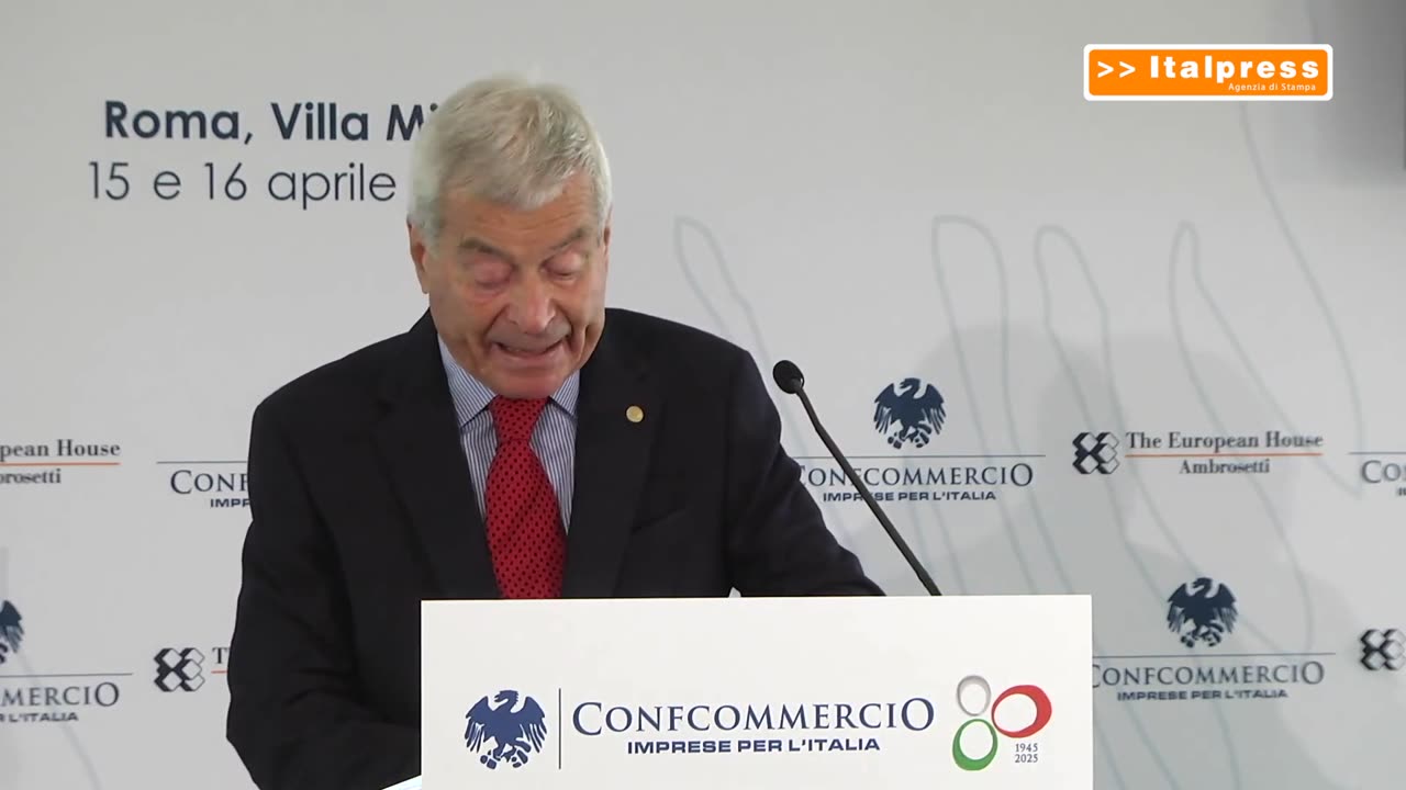 NOTIZIE DAL MONDO Confcommercio rivede al ribasso le stime di crescita dell'Italia nel 2025 e oltre per via del calo delle esportazioni dei prodotti agroalimentari cresciuti sopra le discariche abusive interrate sotto i campi coltivati e dei dazi...