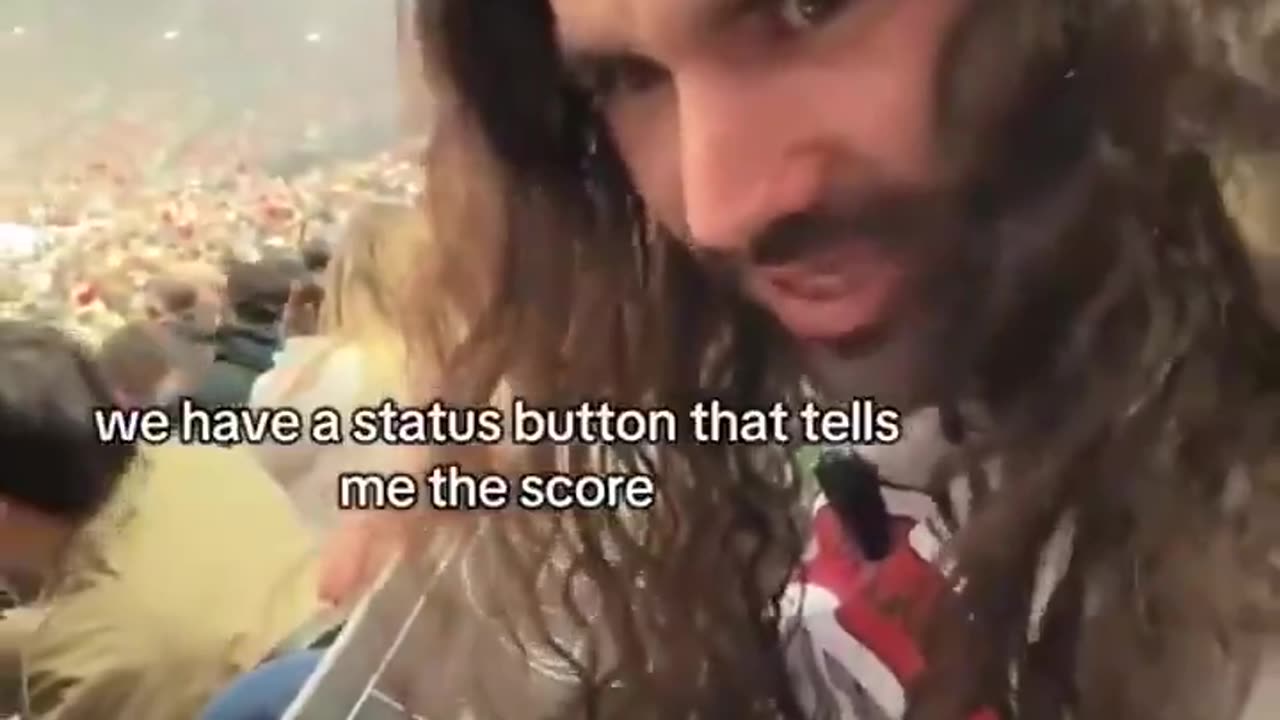 How this blind guy watches a basketball game