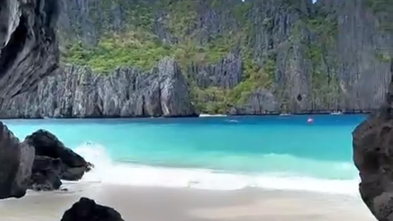 Paradise found at Shimizu Island 🏖 🌊