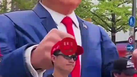 Japan Loves Trump! ❤️ 🇺🇸 🇯🇵