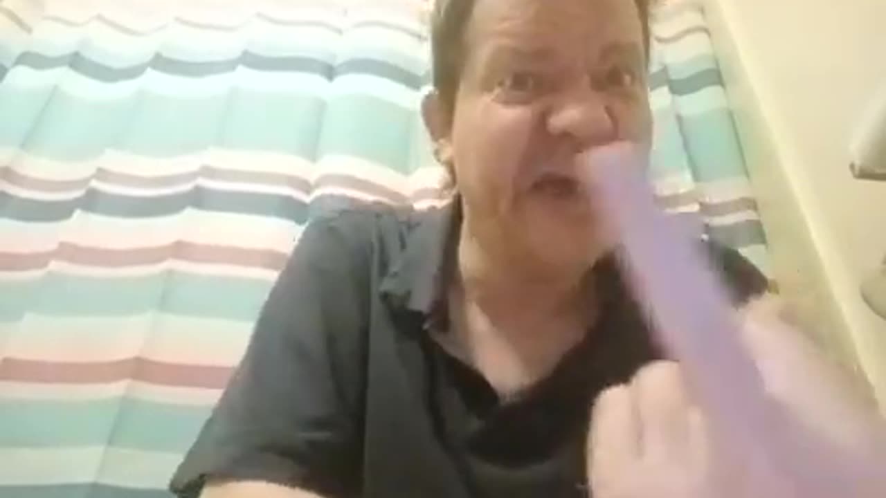 Dating coaches are frauds (REUPLOAD)