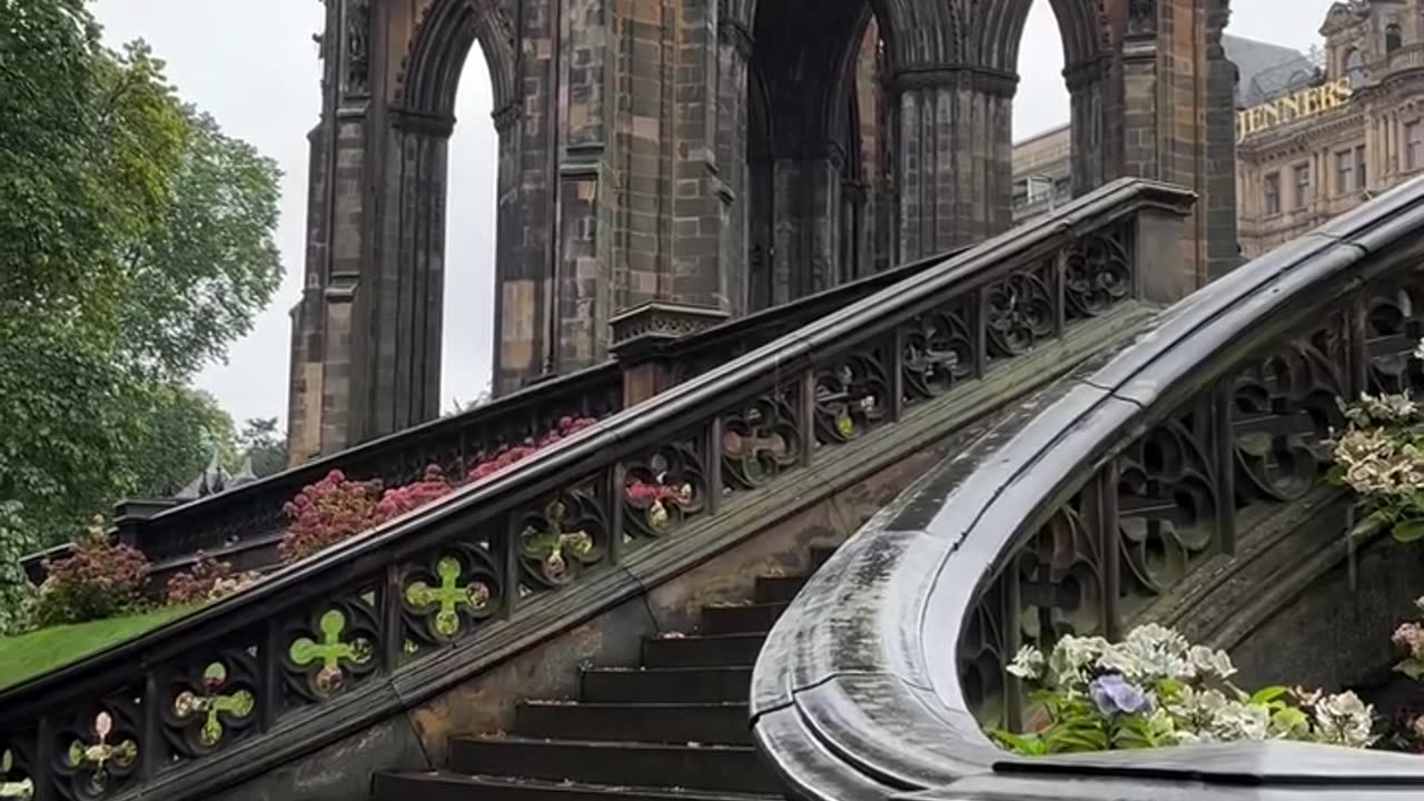 Scott Monument in rain, Edinburgh.