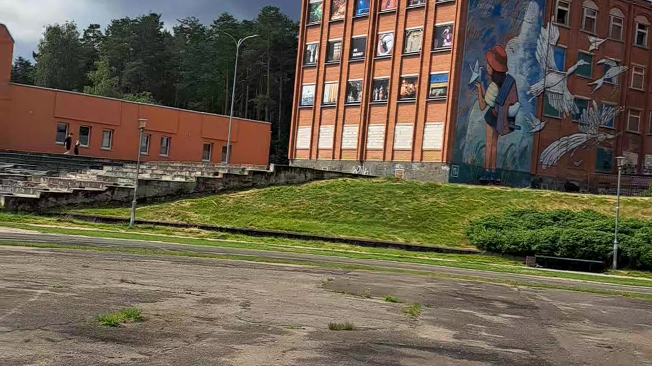 Morning Walk After Shopping: Town Empty Like After Chernobyl (No Joke!) 🚶‍♀️